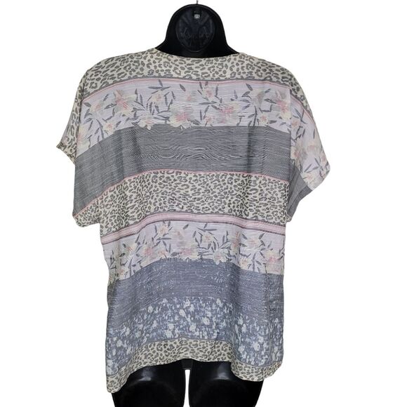 Bobeau Nwot floral leopard print rayon blend knit hem shirt top size Large - Picture 2 of 7